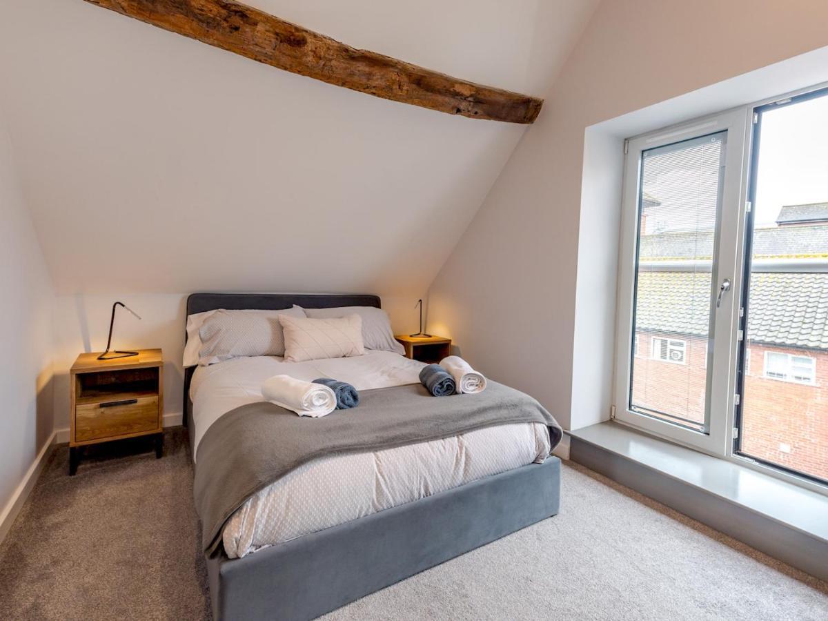 Pass The Keys 5C Charming Town Centre Apartment With Roof Top Views Shrewsbury Kültér fotó